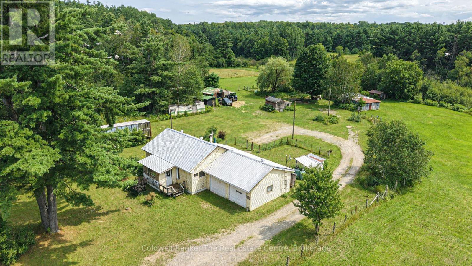 1121 Beiers Road Property Photo 1