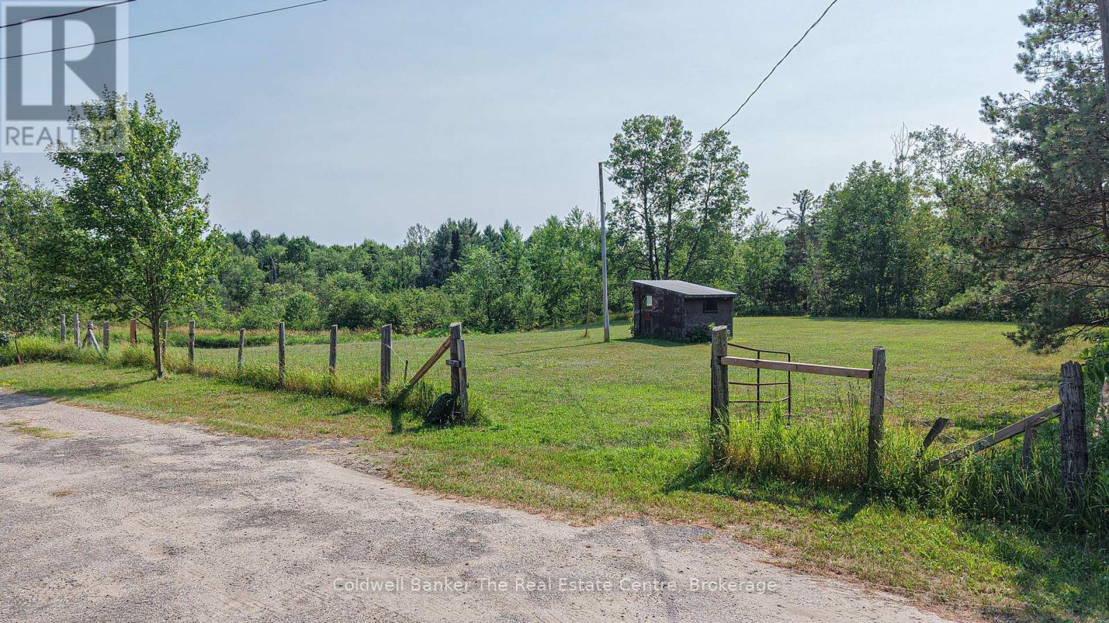 1121 Beiers Road Property Photo 3