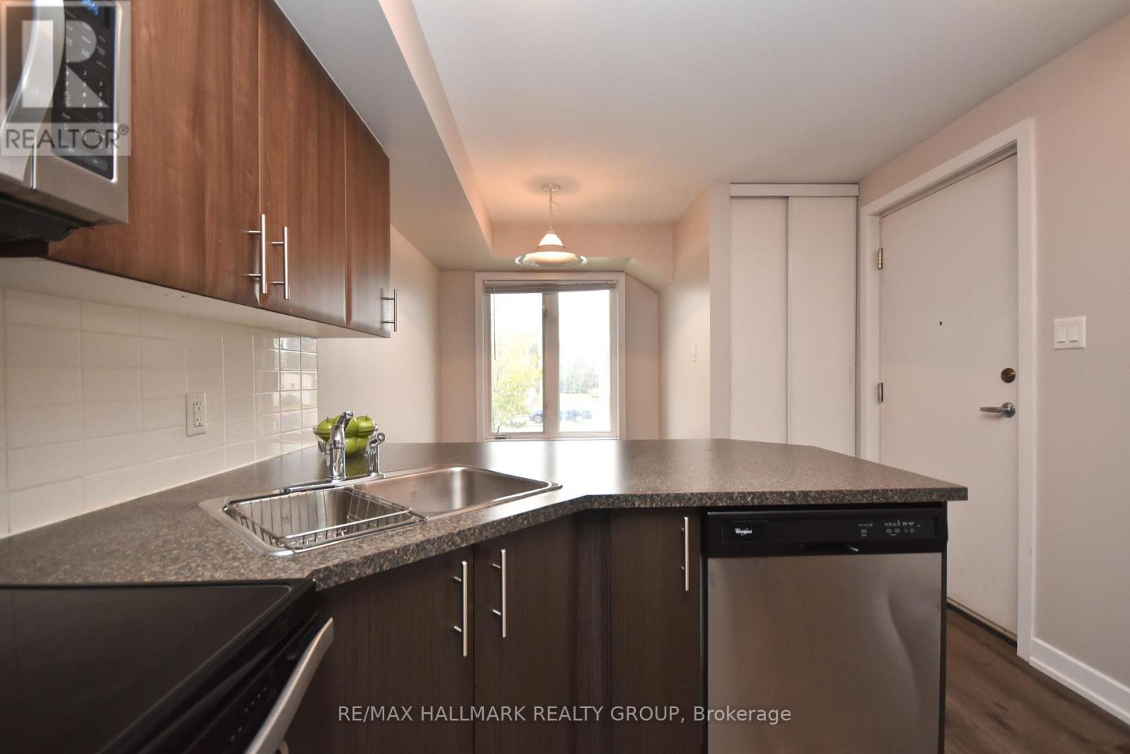 D - 4528 Innes Road Property Photo 5
