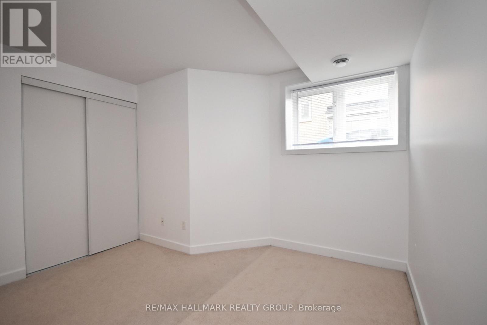 D - 4528 Innes Road Property Photo 22