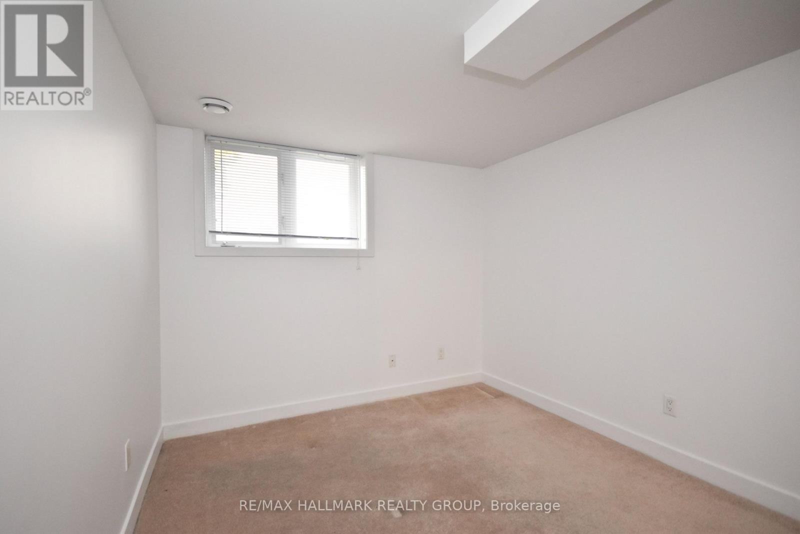 D - 4528 Innes Road Property Photo 26