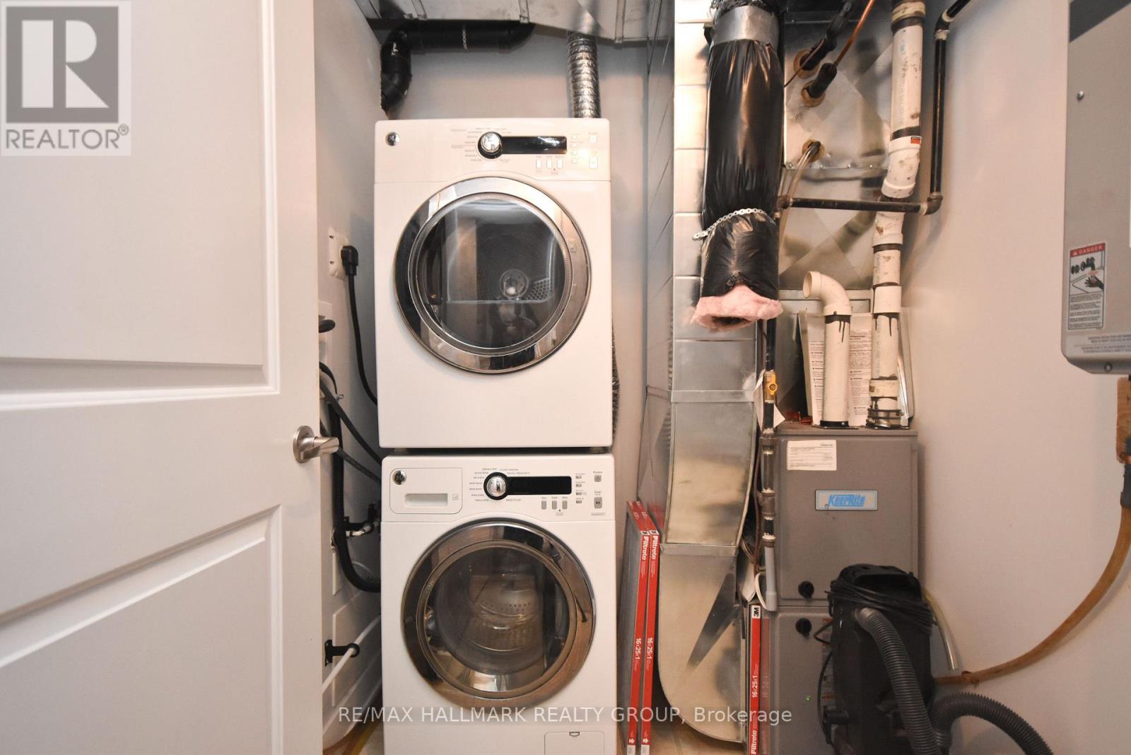 D - 4528 Innes Road Property Photo 31
