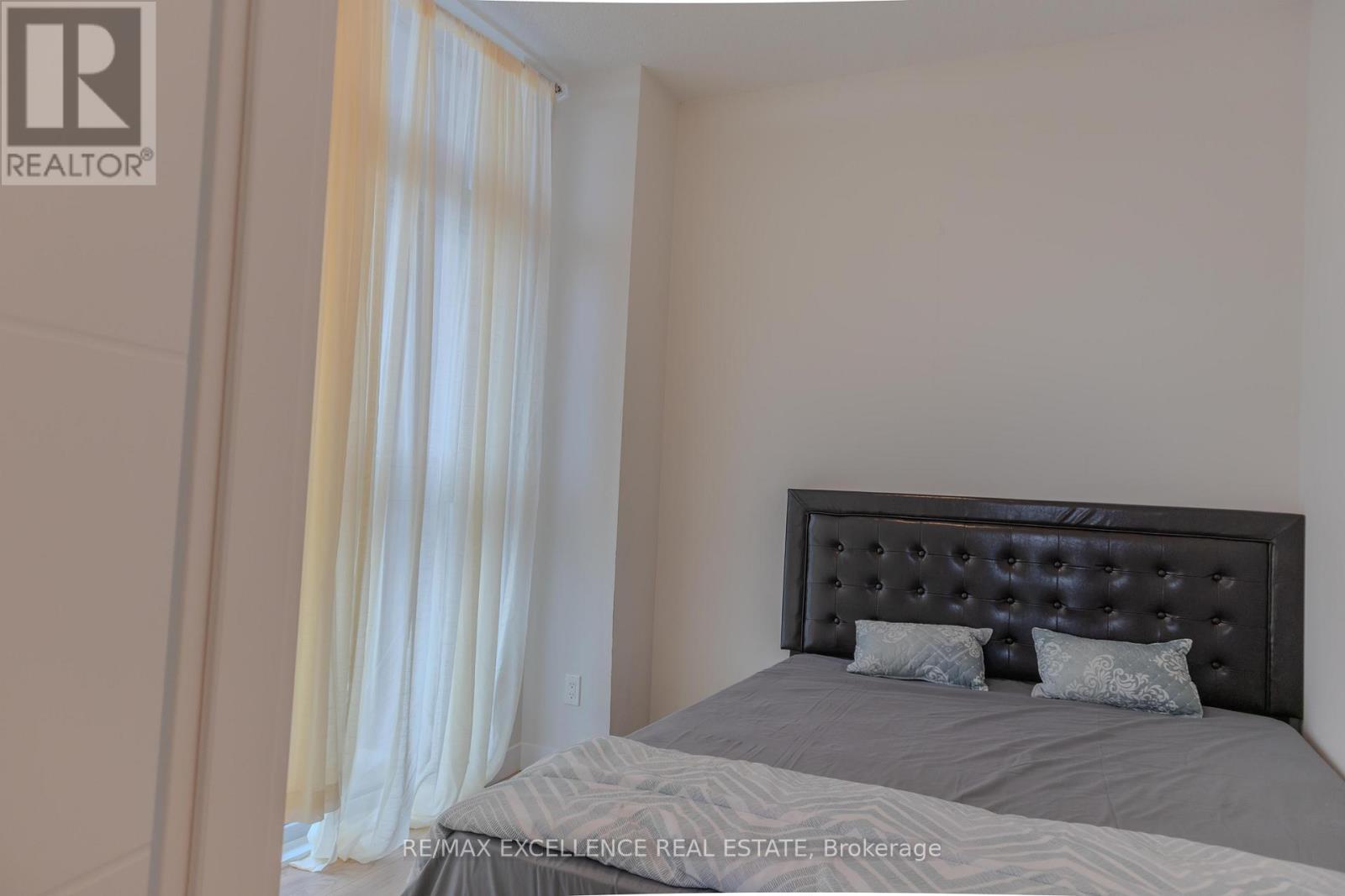 2702 - 60 Frederick Street W Property Photo 13