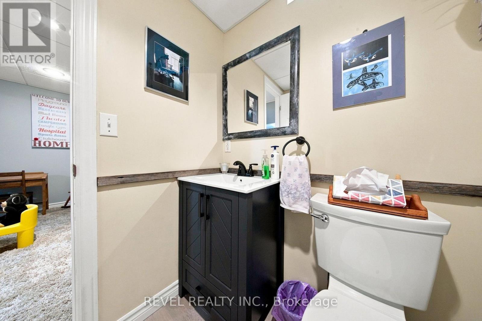 445 Nickerson Drive Property Photo 24