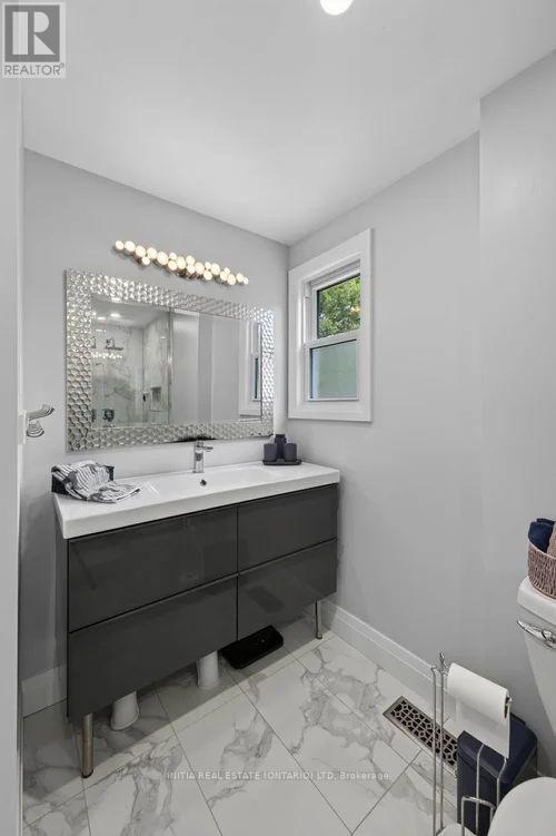 18 Hammond Crescent Property Photo 34