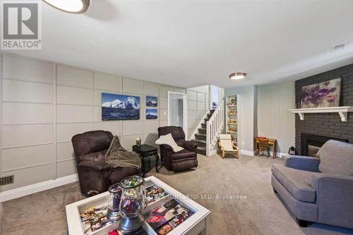 18 Hammond Crescent Property Photo 37