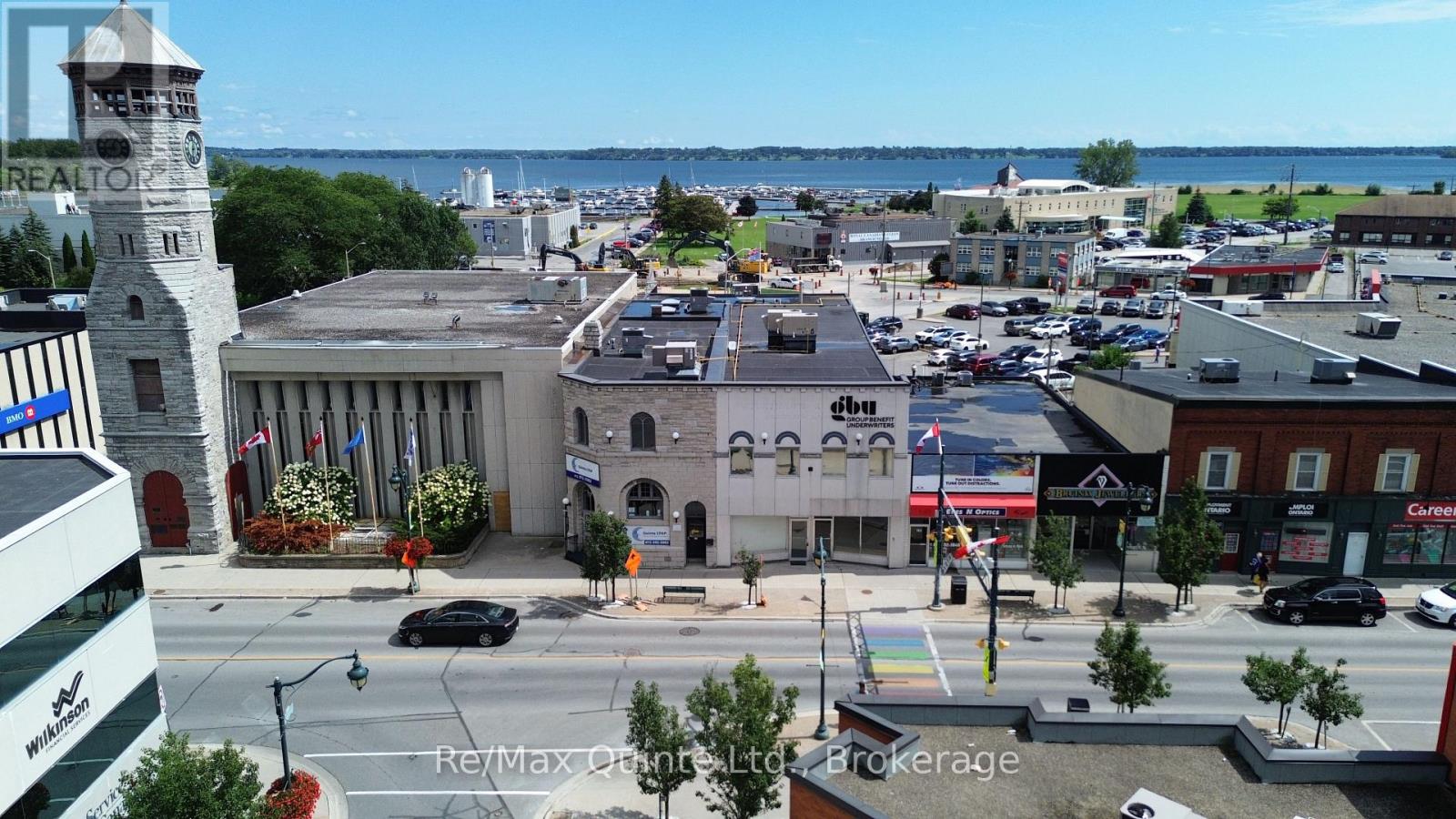 202 - 69-71 Dundas Street W Property Photo 8
