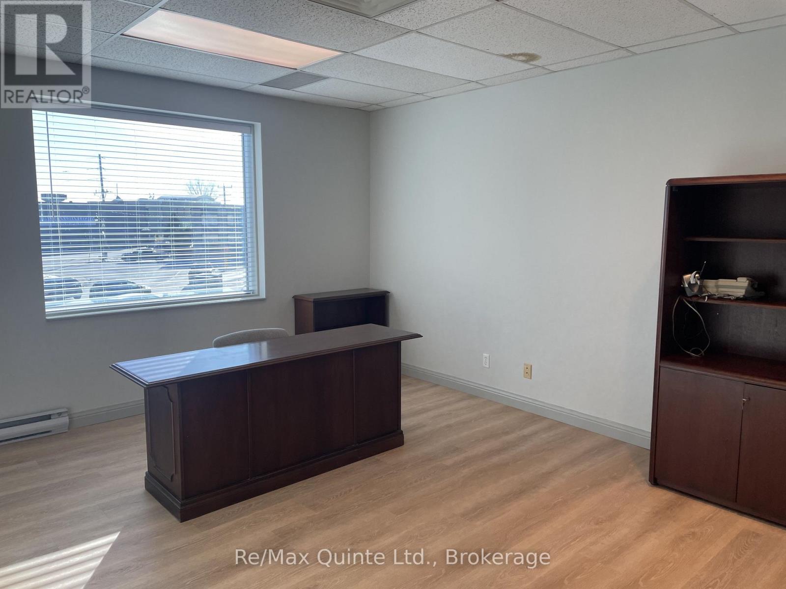 202 - 69-71 Dundas Street W Property Photo 12