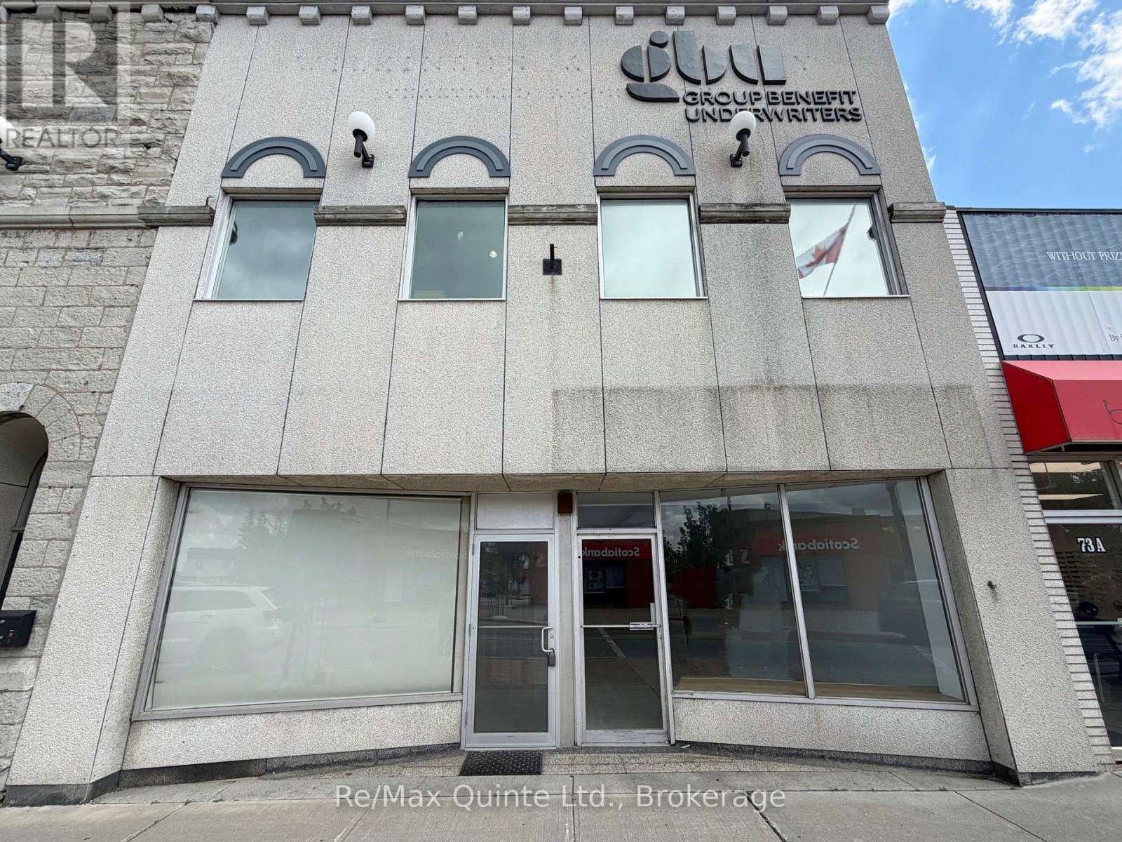 Unit 2 - 69-71 Dundas Street W Property Photo 2