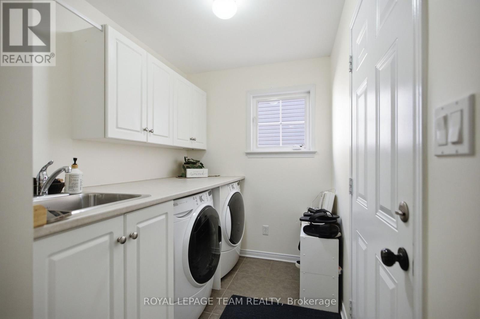 790 Kilbirnie Drive Property Photo 17