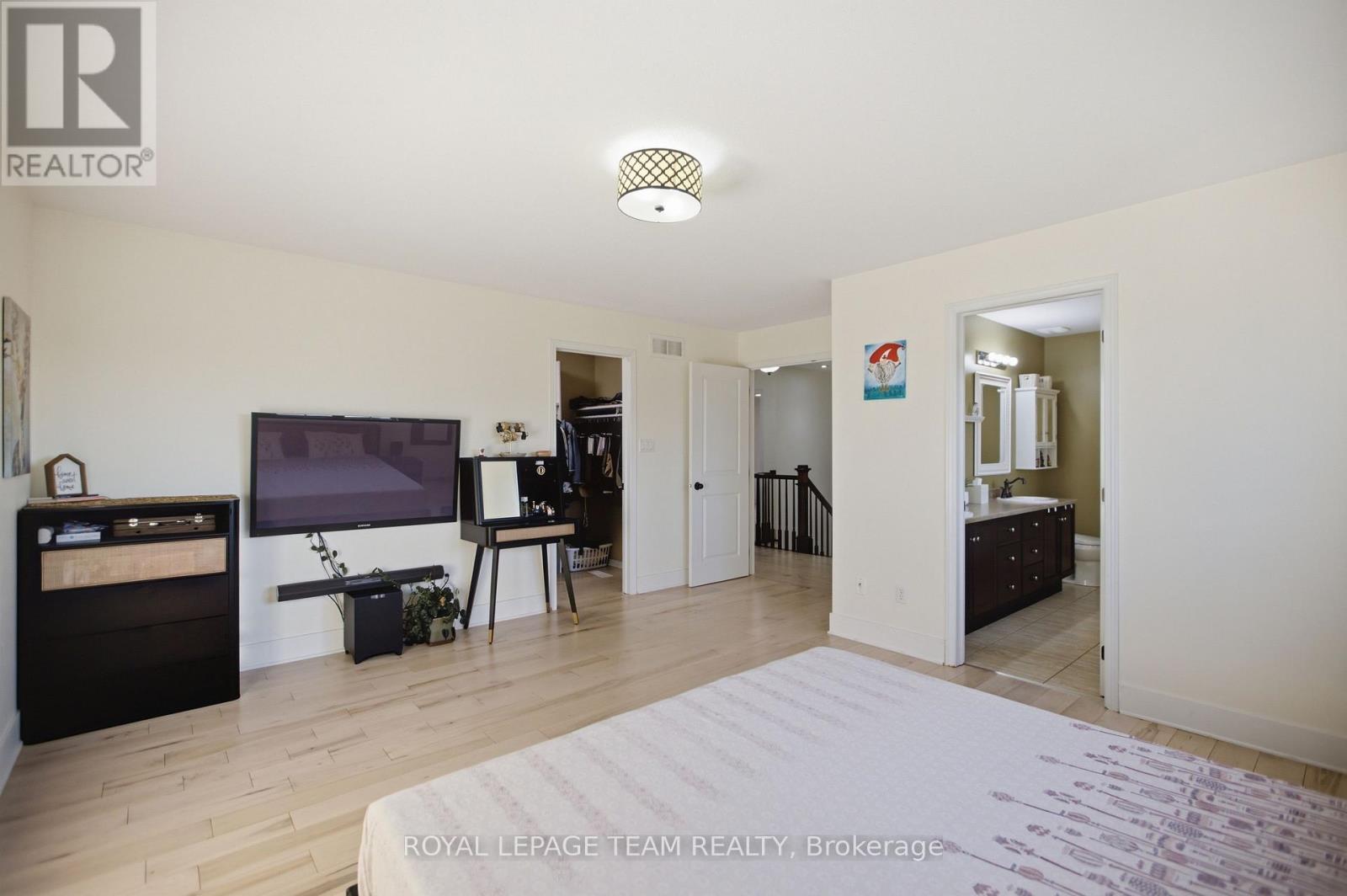 790 Kilbirnie Drive Property Photo 21