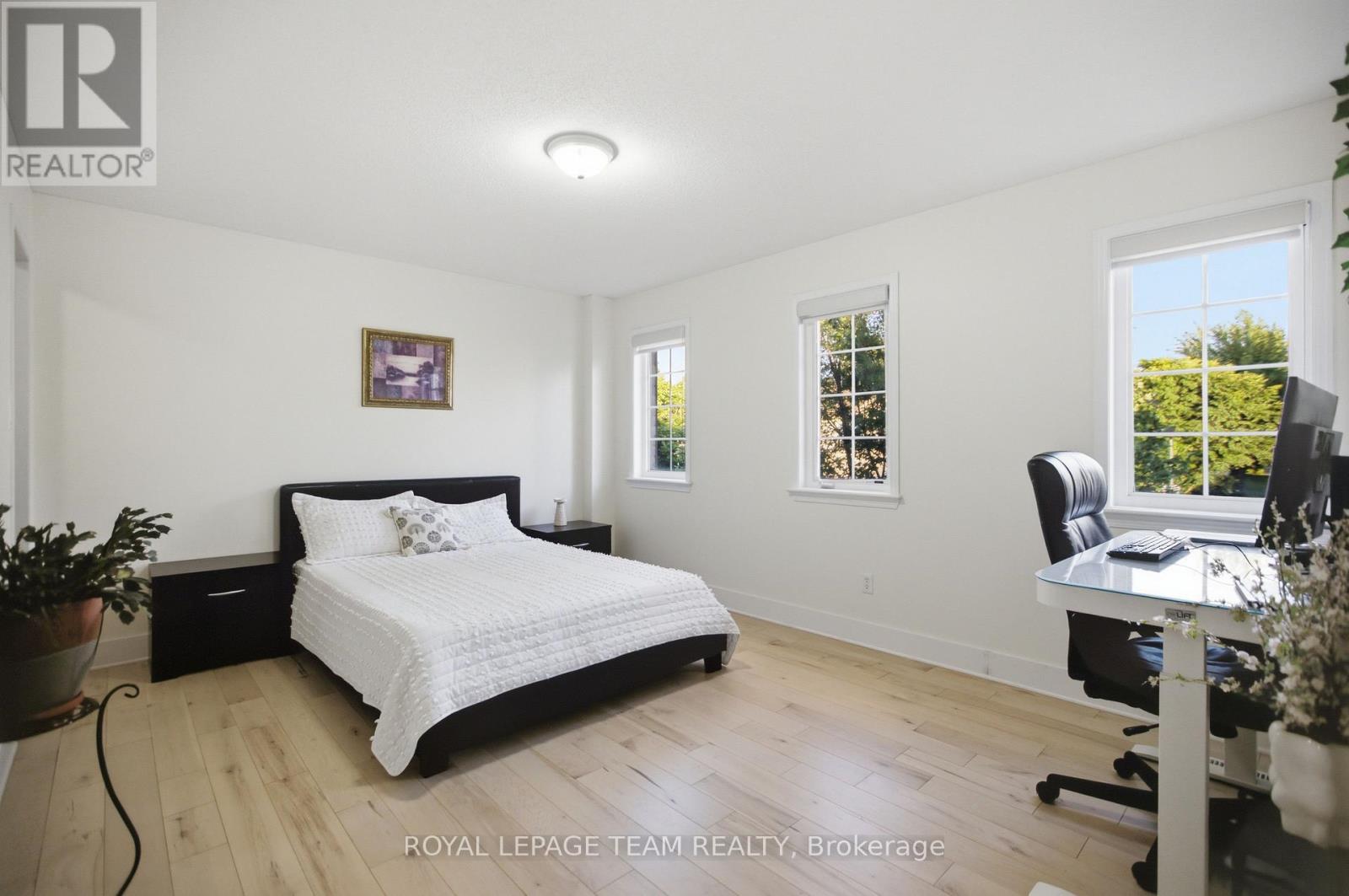 790 Kilbirnie Drive Property Photo 26