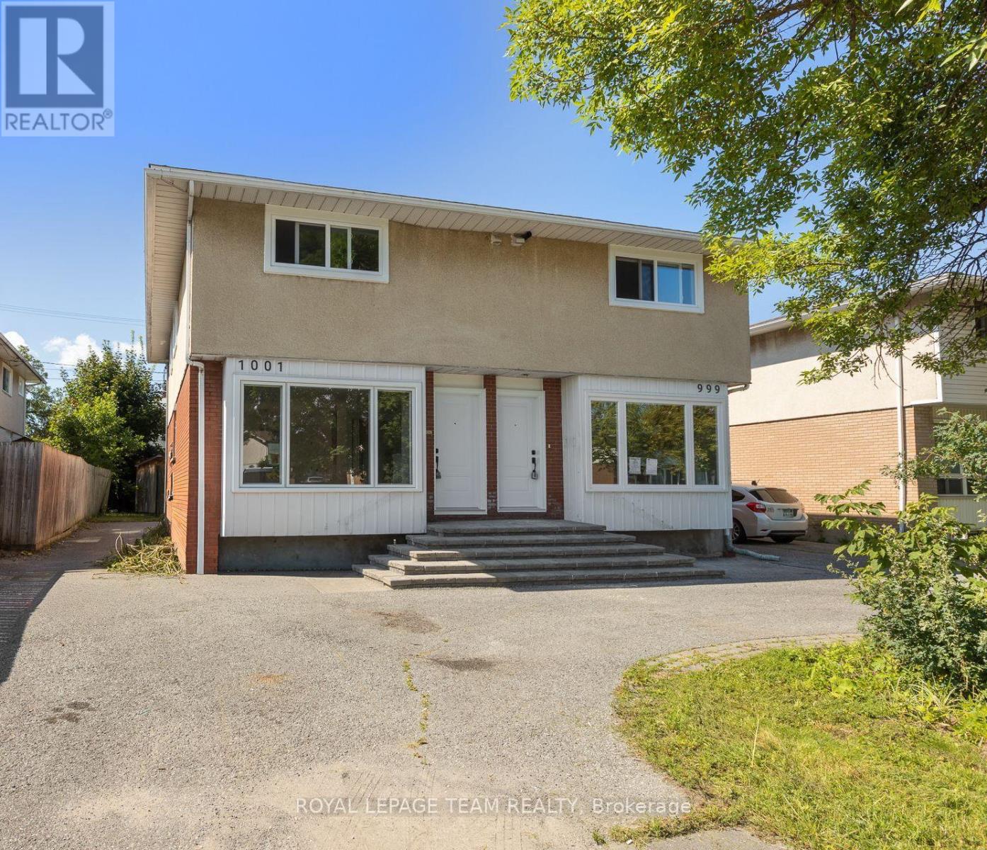 1001 Meadowlands Drive Property Photo 2