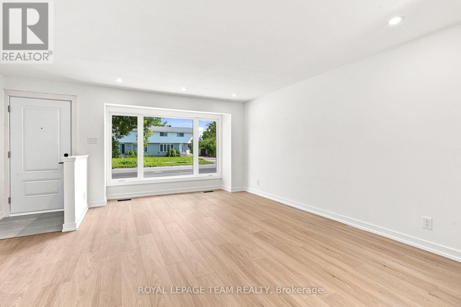 1001 Meadowlands Drive Property Photo 16