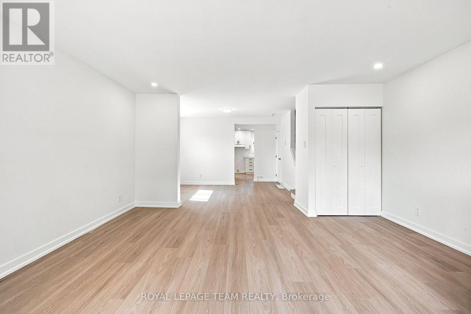 1001 Meadowlands Drive Property Photo 19