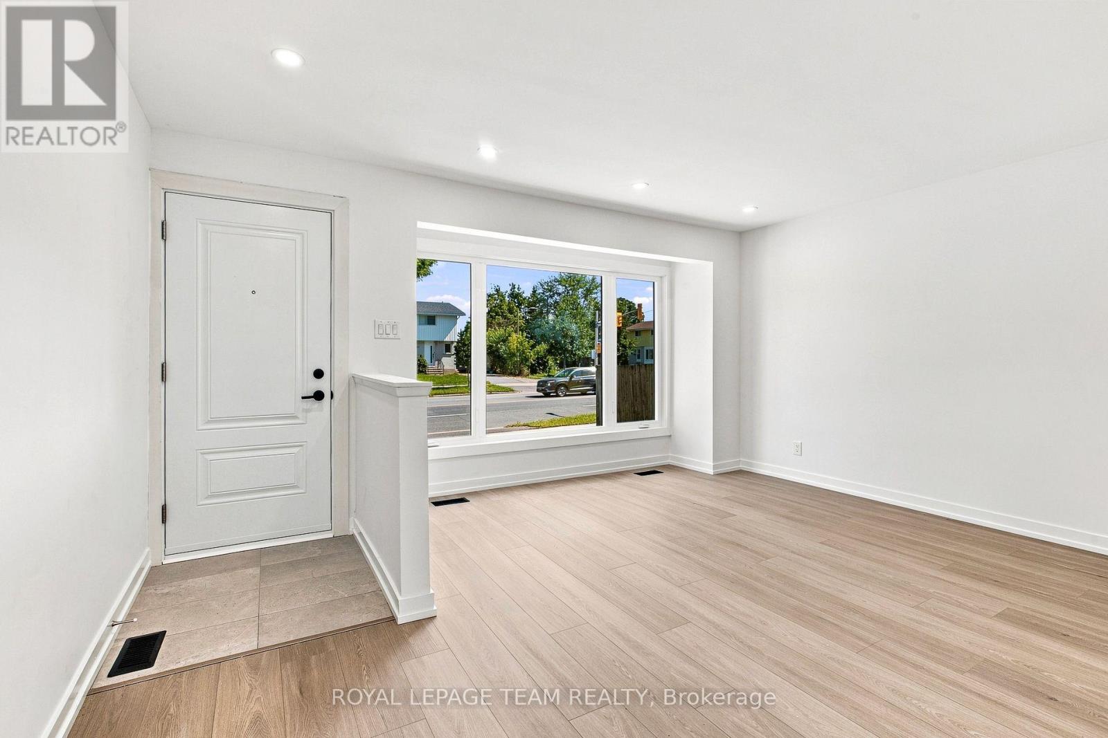 1001 Meadowlands Drive Property Photo 20