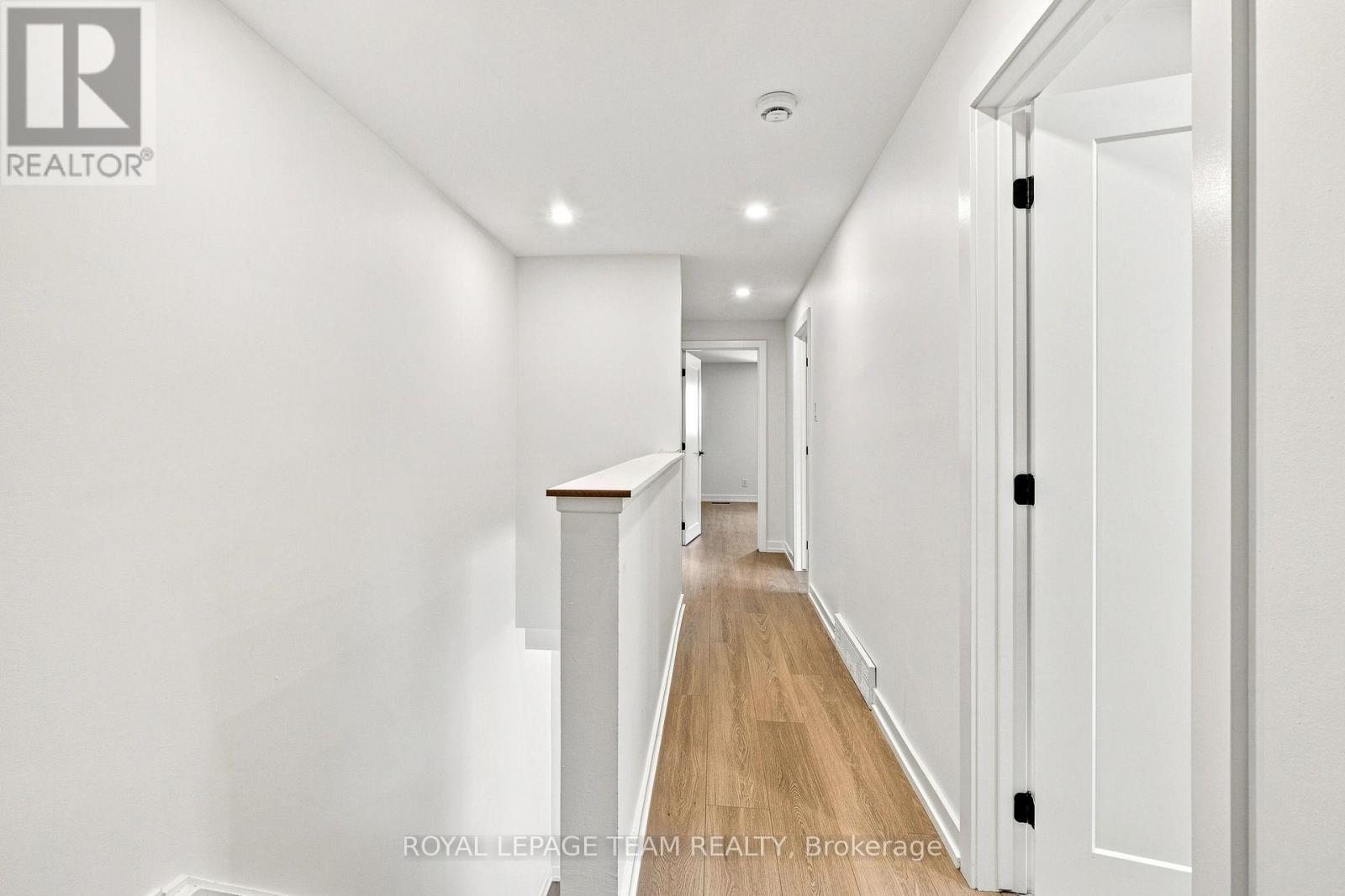 1001 Meadowlands Drive Property Photo 21
