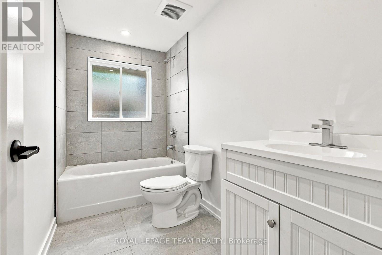 1001 Meadowlands Drive Property Photo 24