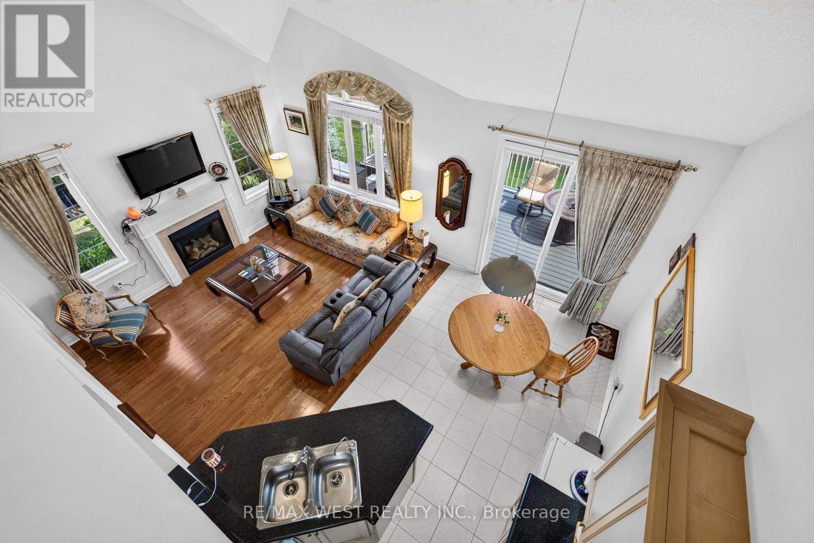 1 Potts Lane Property Photo 14