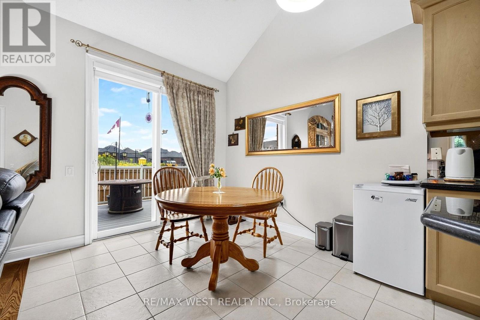 1 Potts Lane Property Photo 16