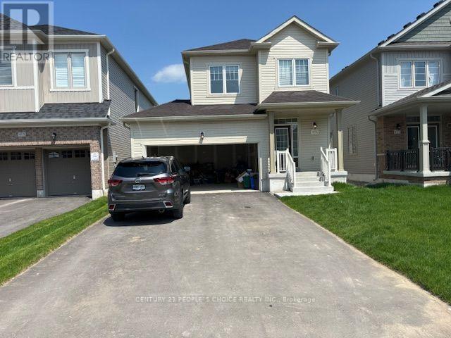 419 Black Cherry Crescent Property Photo 1