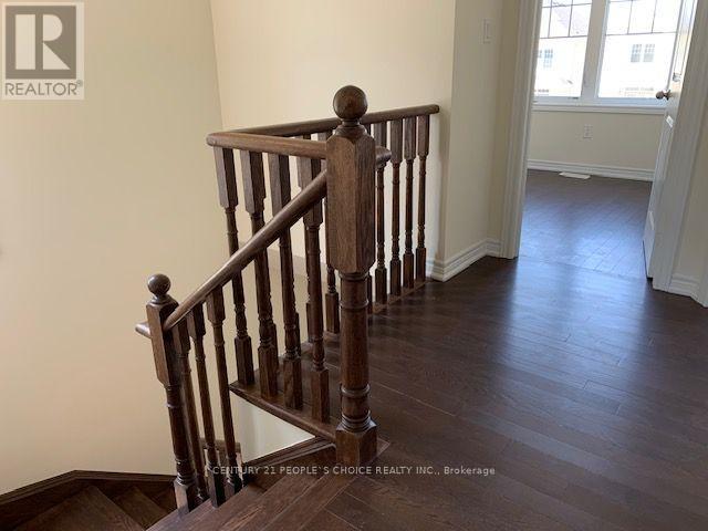 419 Black Cherry Crescent Property Photo 11