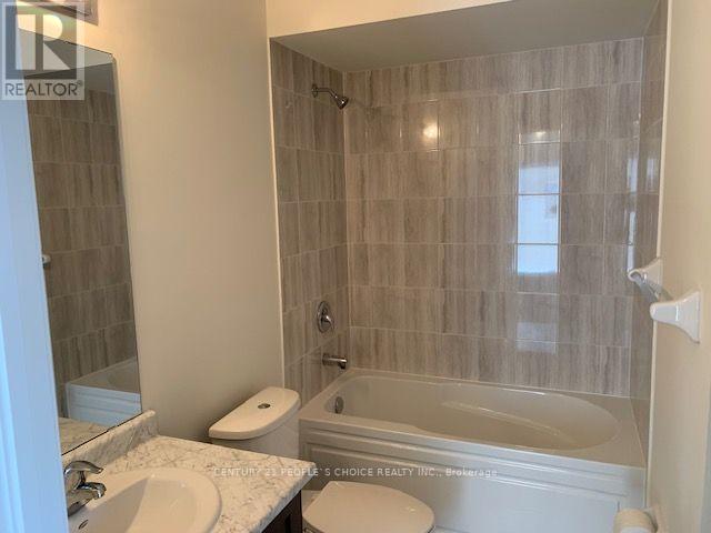 419 Black Cherry Crescent Property Photo 13
