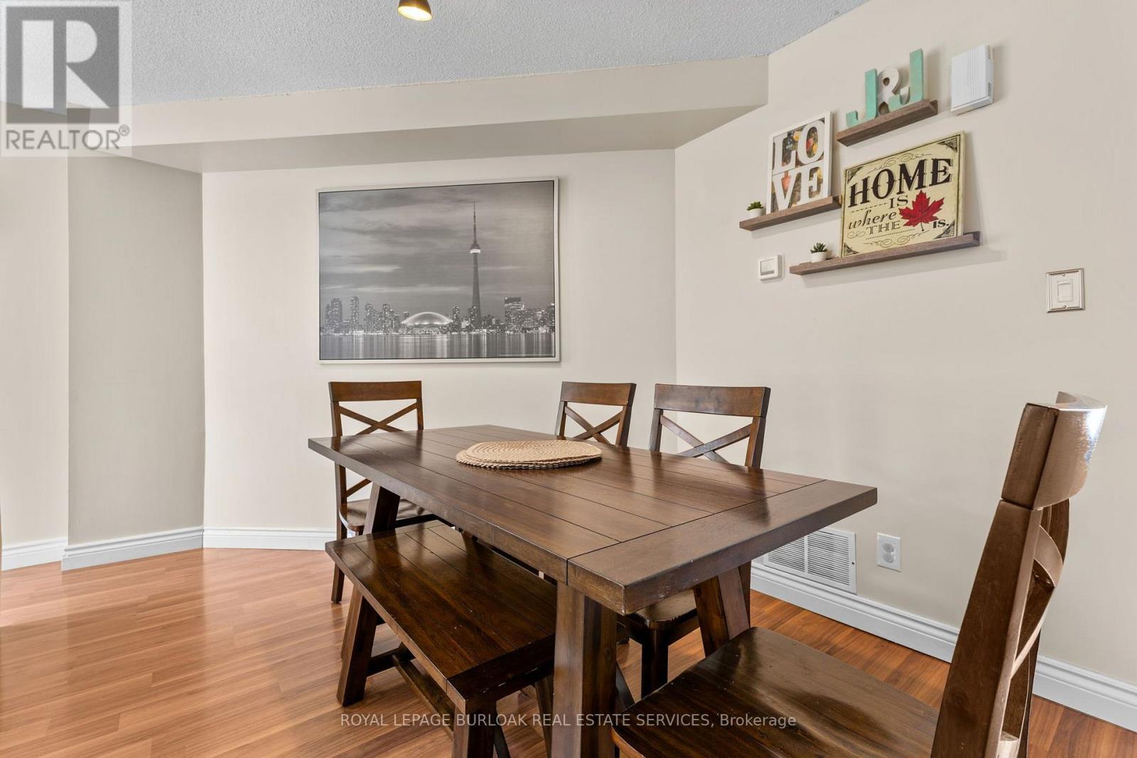 12 - 465 Beechwood Place Property Photo 11