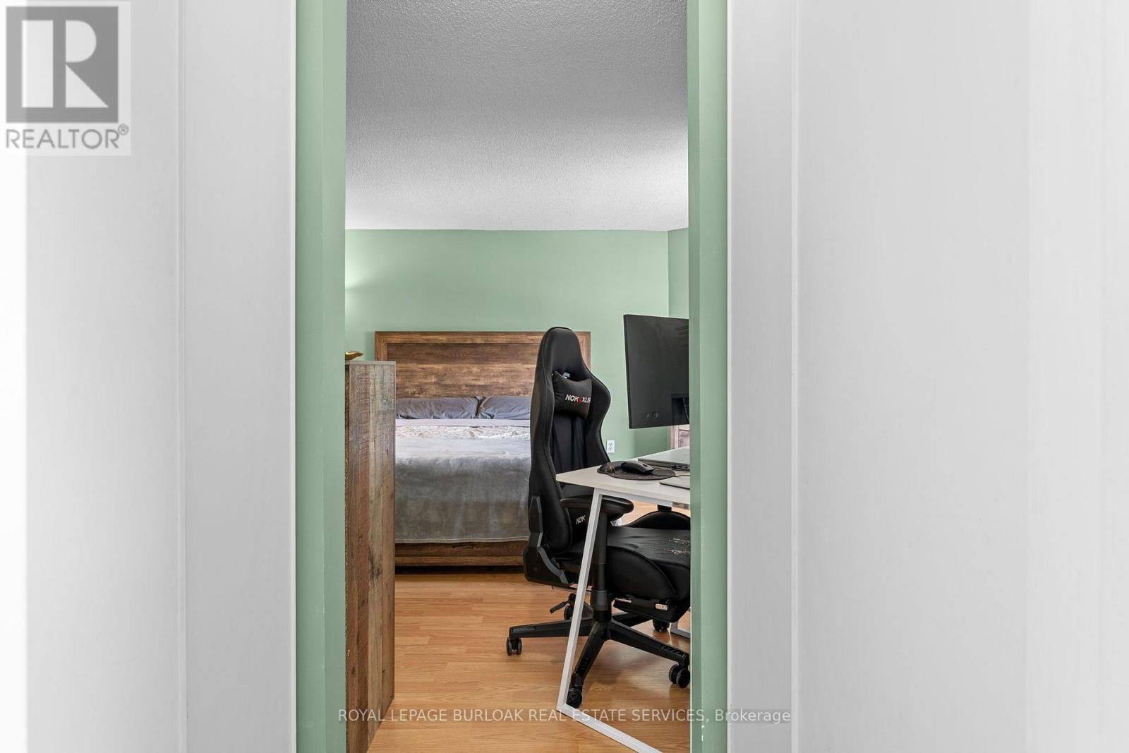 12 - 465 Beechwood Place Property Photo 35
