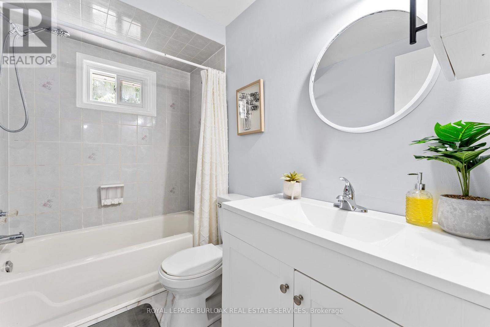 12 - 465 Beechwood Place Property Photo 36