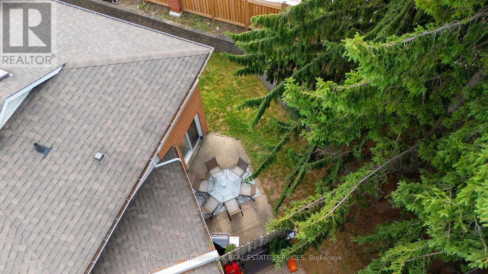 12 - 465 Beechwood Place Property Photo 47