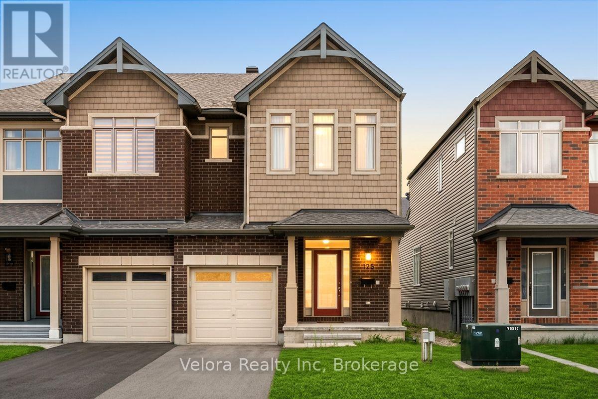 125 OVERBERG WAY Property Photo 1