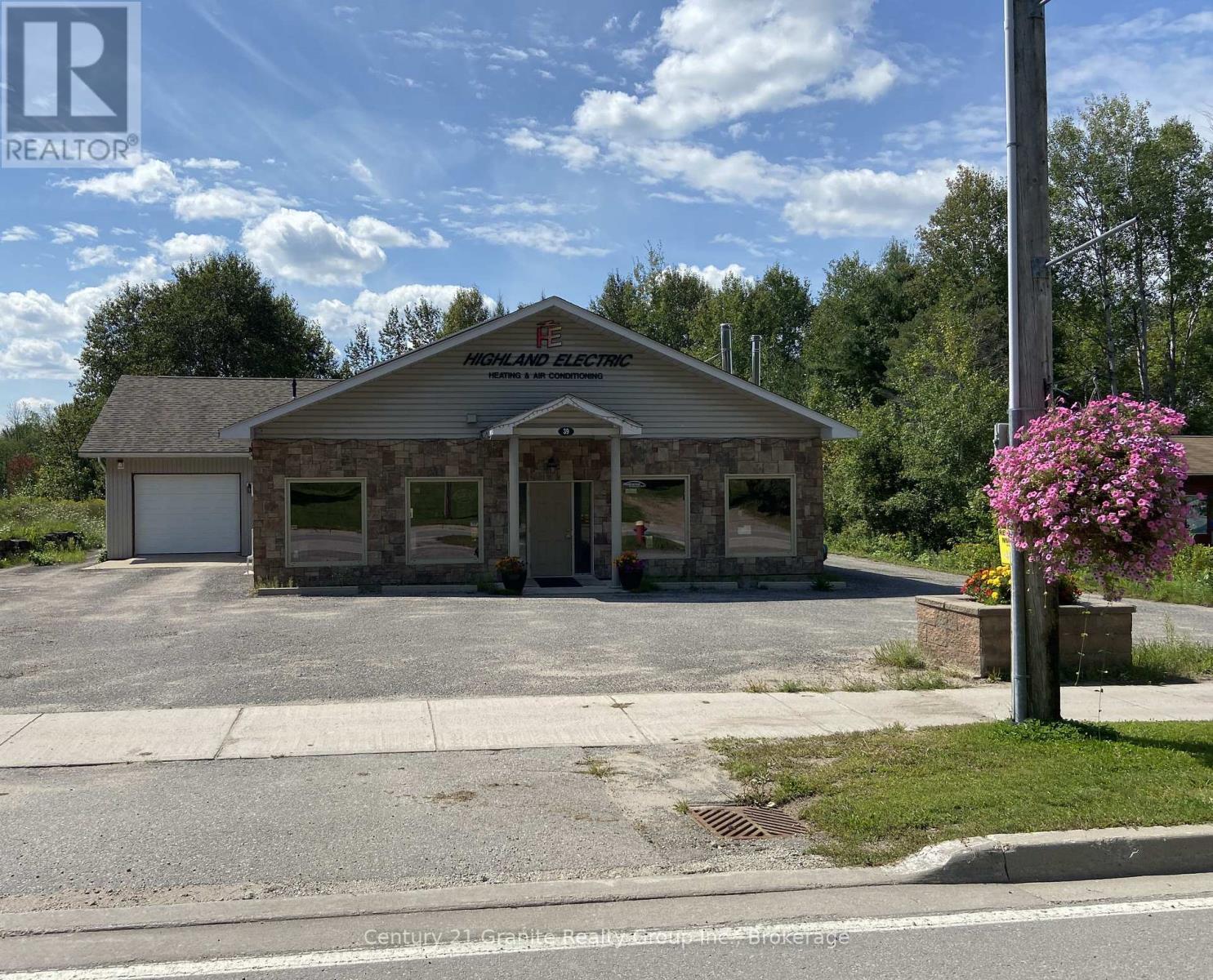39 Bobcaygeon Road Property Photo 34