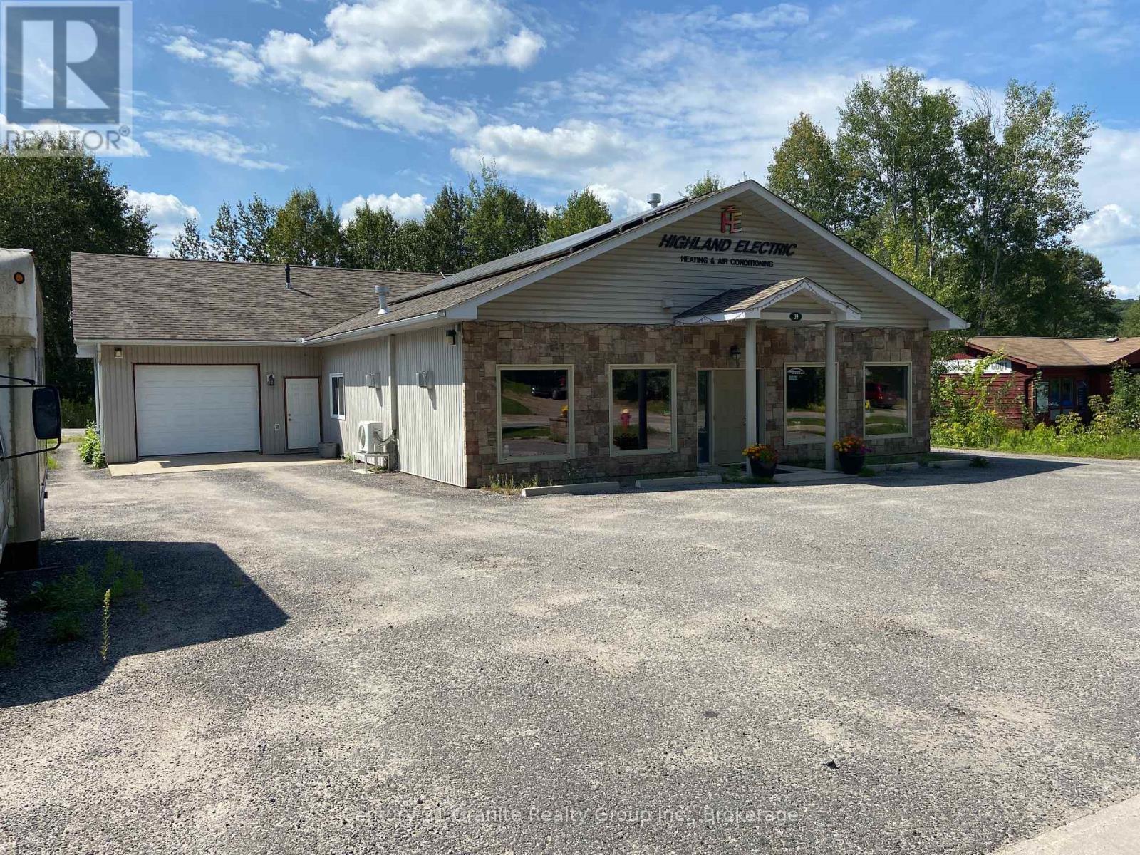39 Bobcaygeon Road Property Photo 35