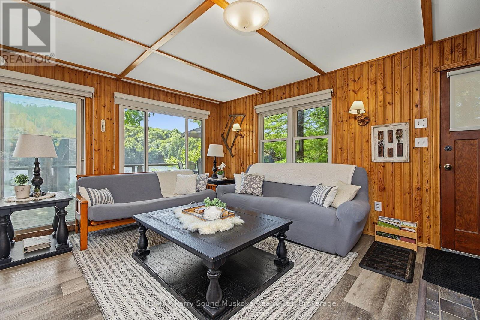 4 Post Lane Property Photo 12