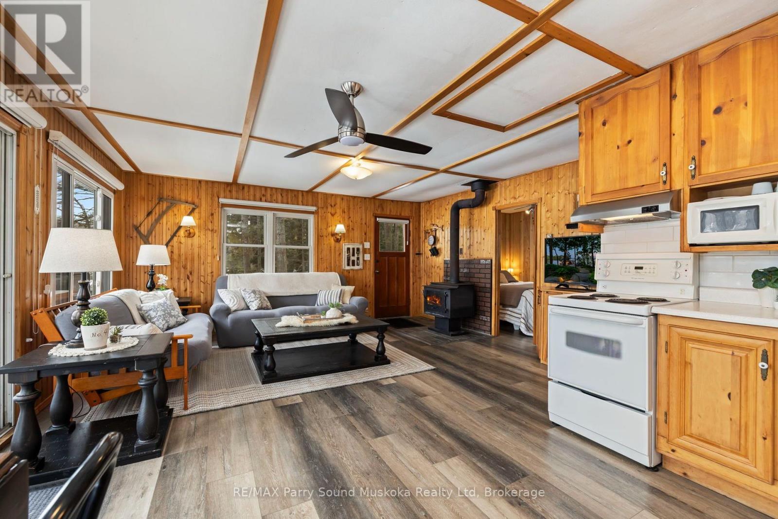 4 Post Lane Property Photo 14