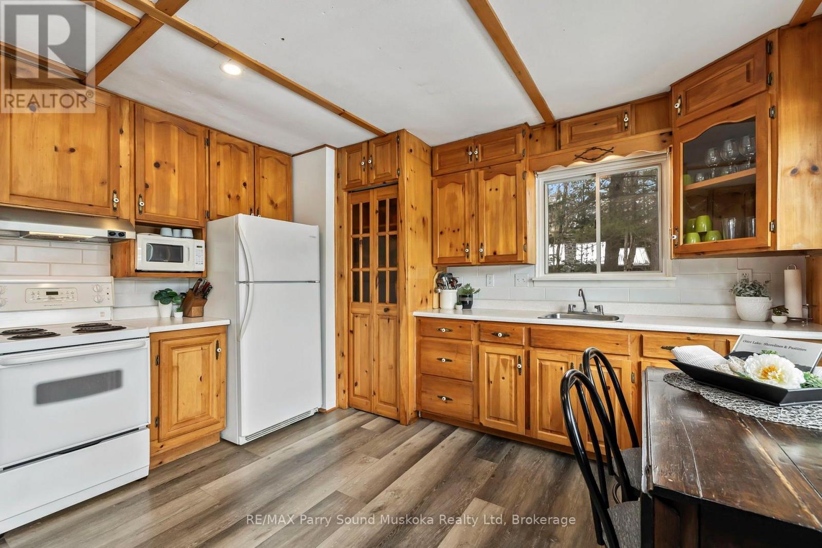 4 Post Lane Property Photo 17