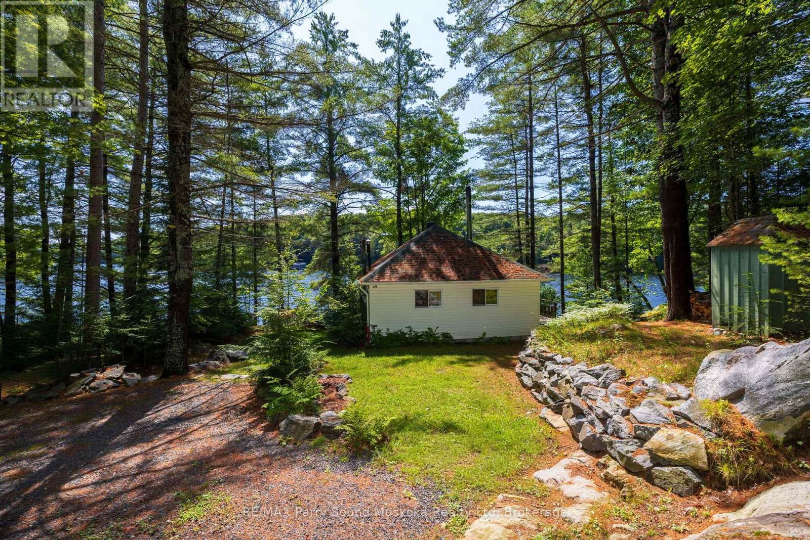 4 Post Lane Property Photo 29