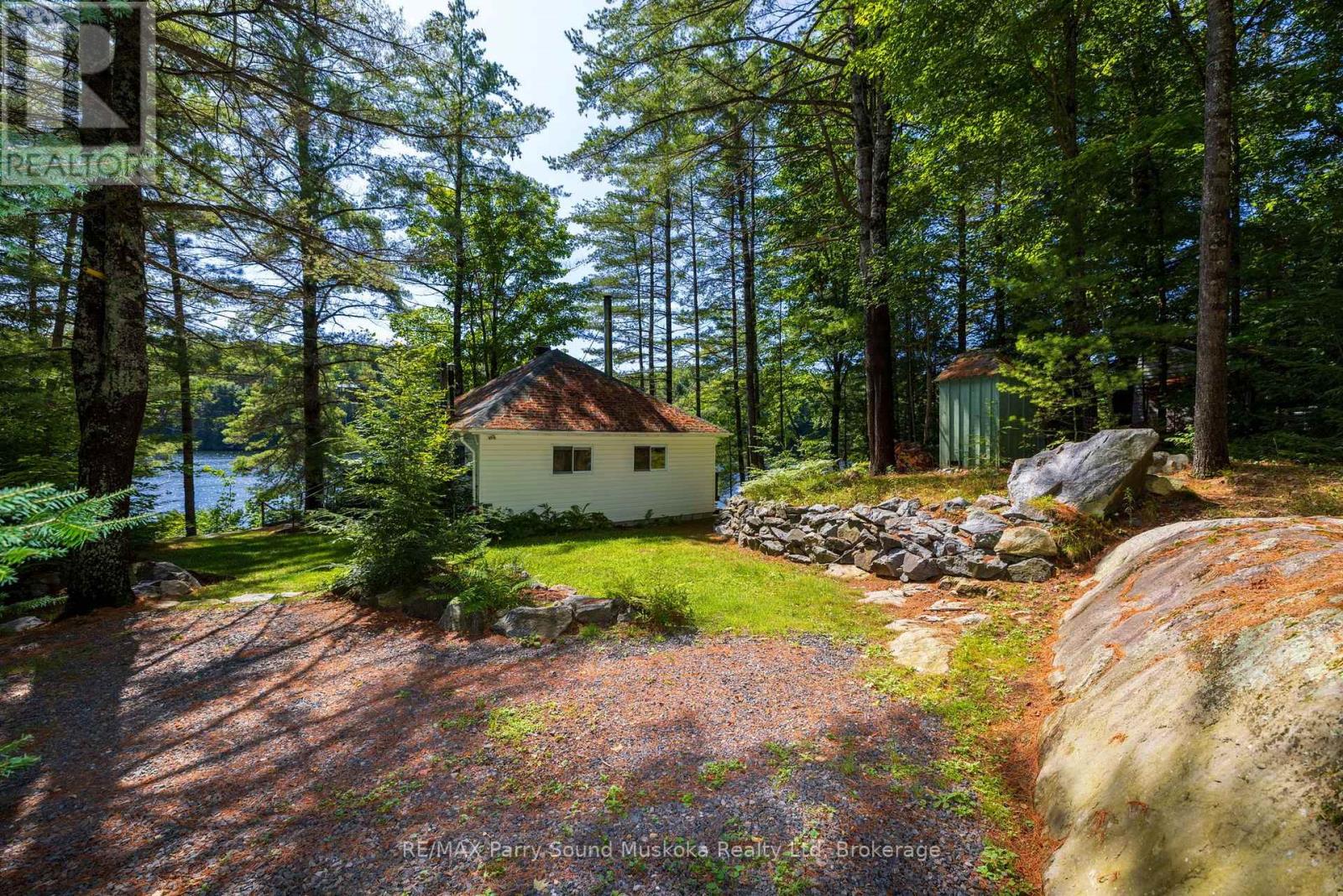 4 Post Lane Property Photo 31