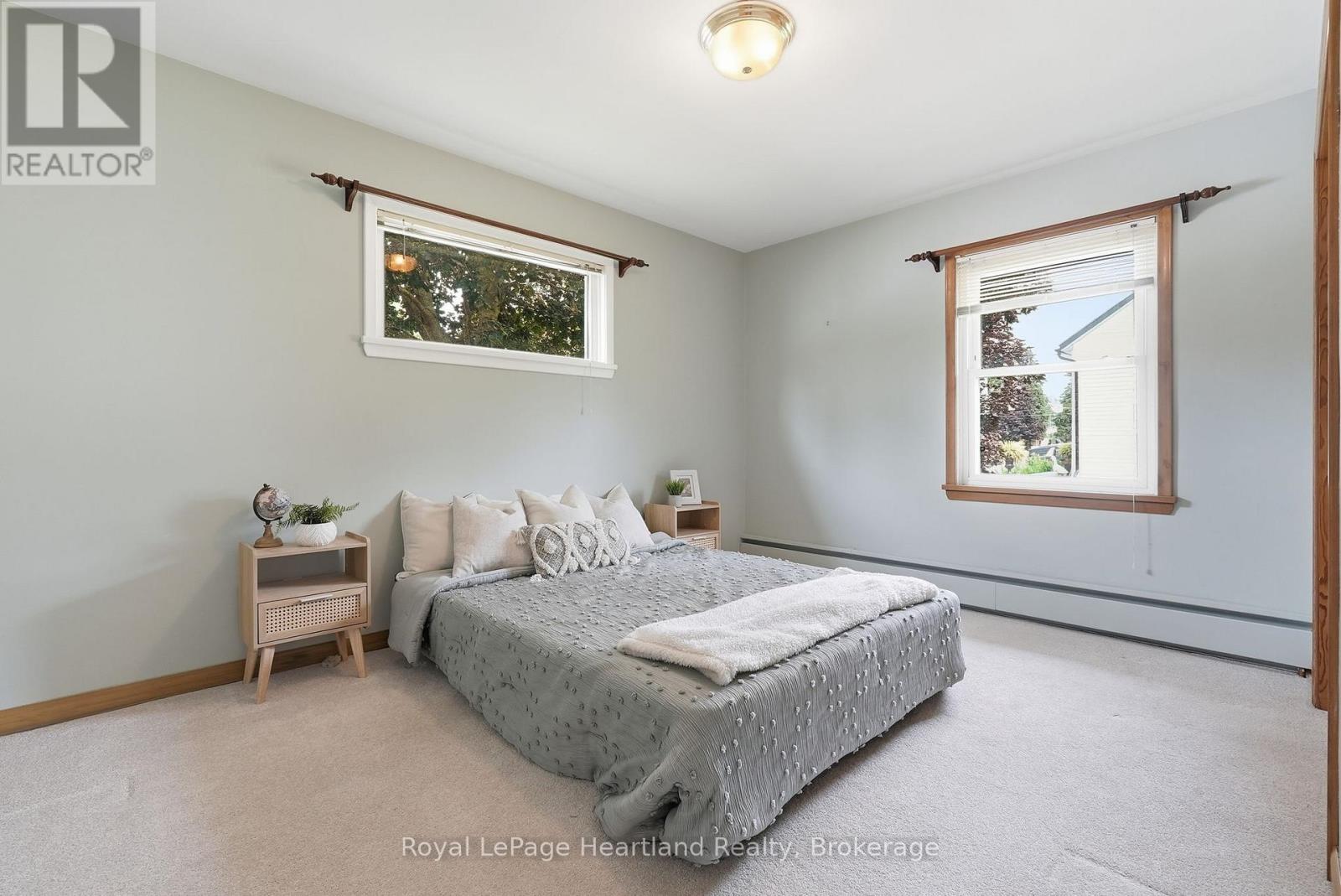 5 King Street Property Photo 14