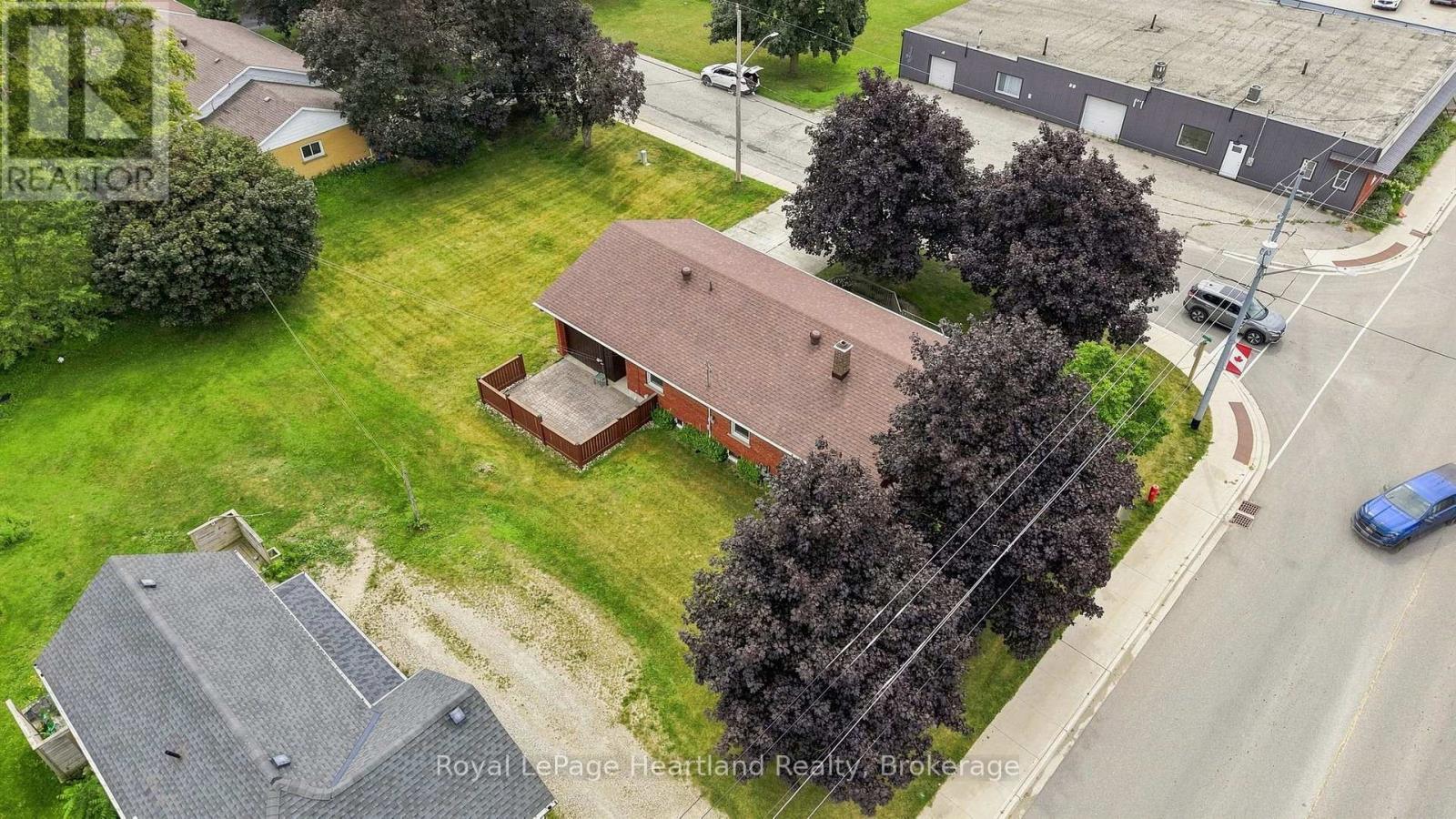 5 King Street Property Photo 40