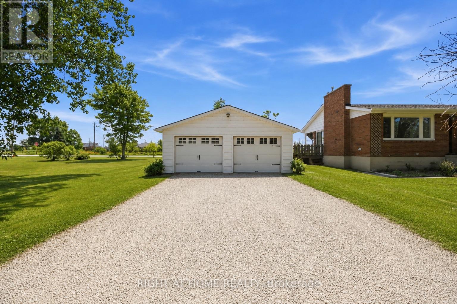 1933 Plank Road Property Photo 2