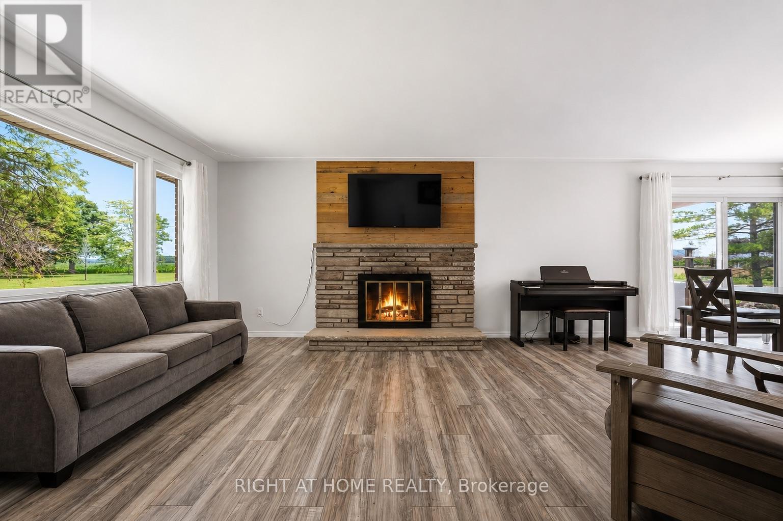 1933 Plank Road Property Photo 6