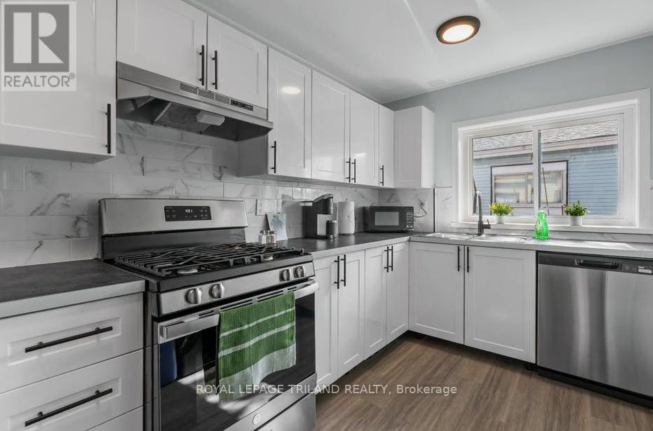 2 - 469 Grey Street Property Photo 5