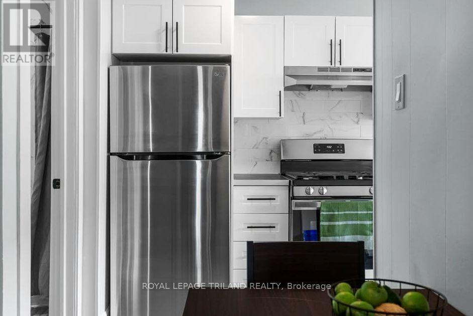 2 - 469 Grey Street Property Photo 7
