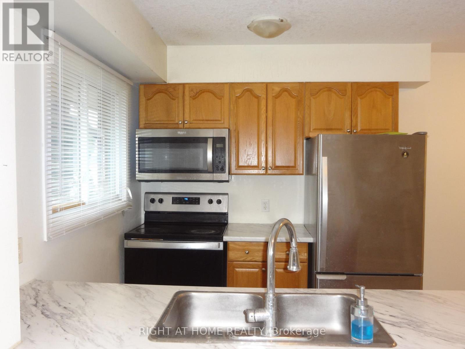 49 - 211 Veronica Drive Property Photo 4