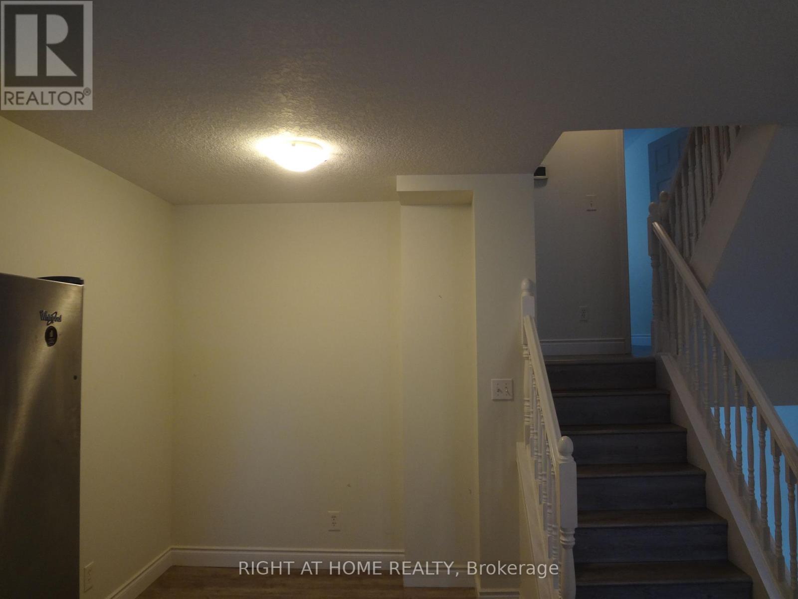 49 - 211 Veronica Drive Property Photo 7