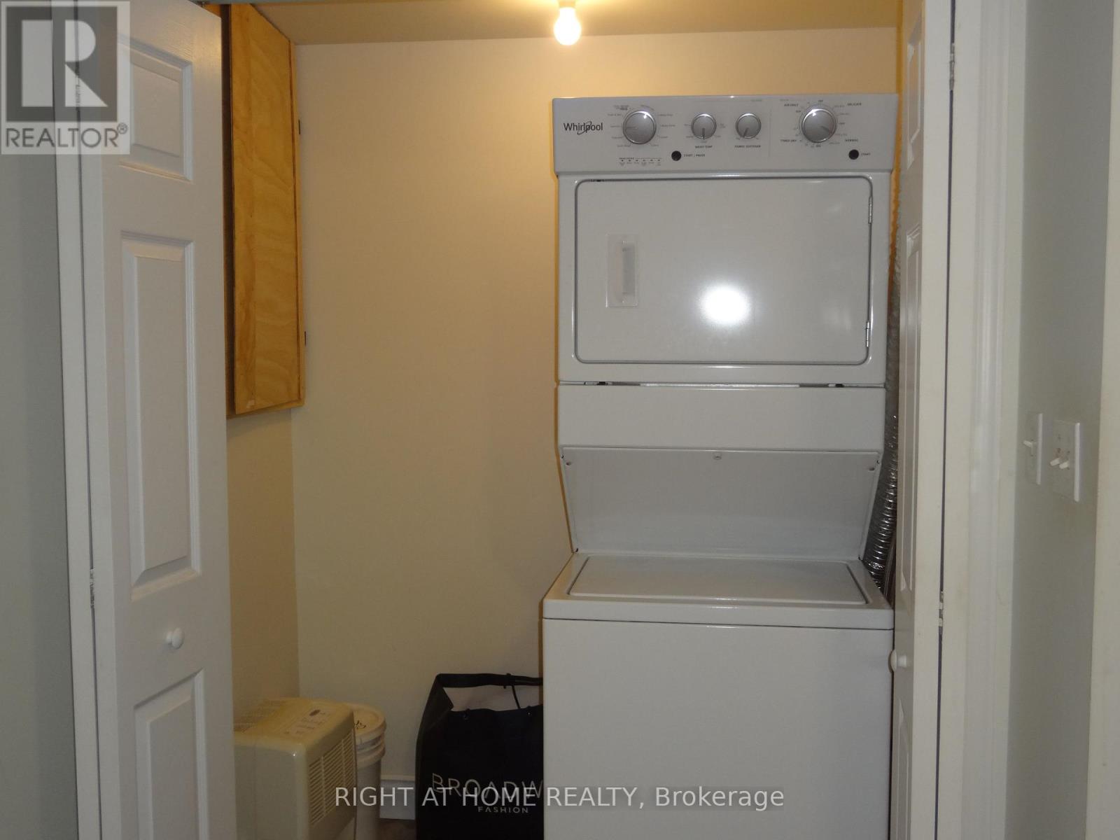 49 - 211 Veronica Drive Property Photo 13