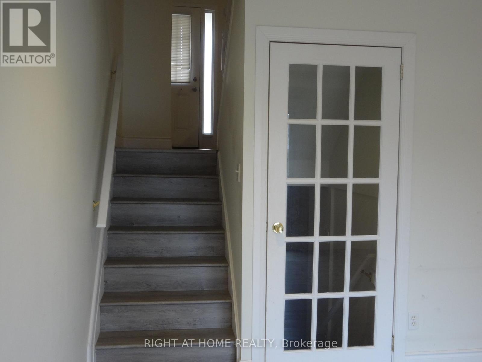 49 - 211 Veronica Drive Property Photo 14