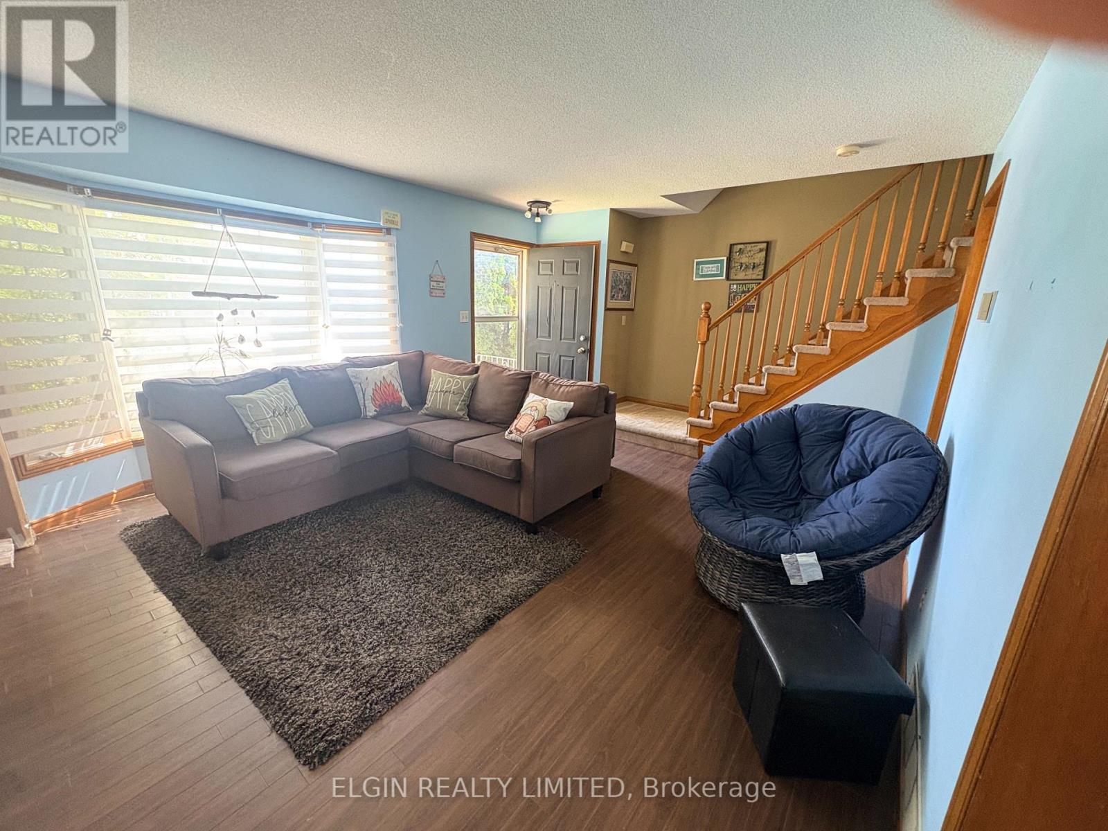111 Manor Road Property Photo 5